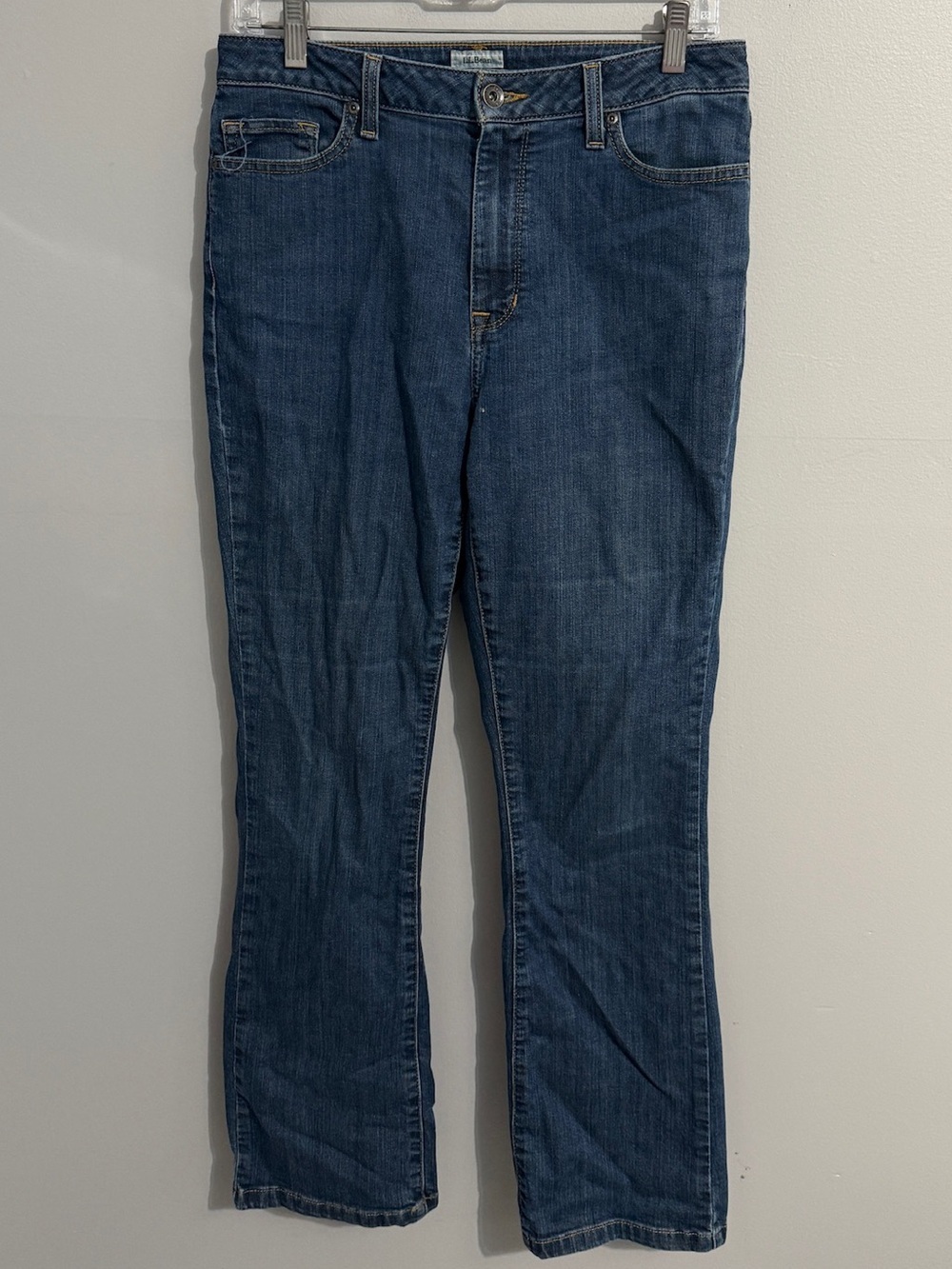 LL Bean Jeans Womens 10 Classic Fit Denim Bootcut Modest Casual Cotton Stretch